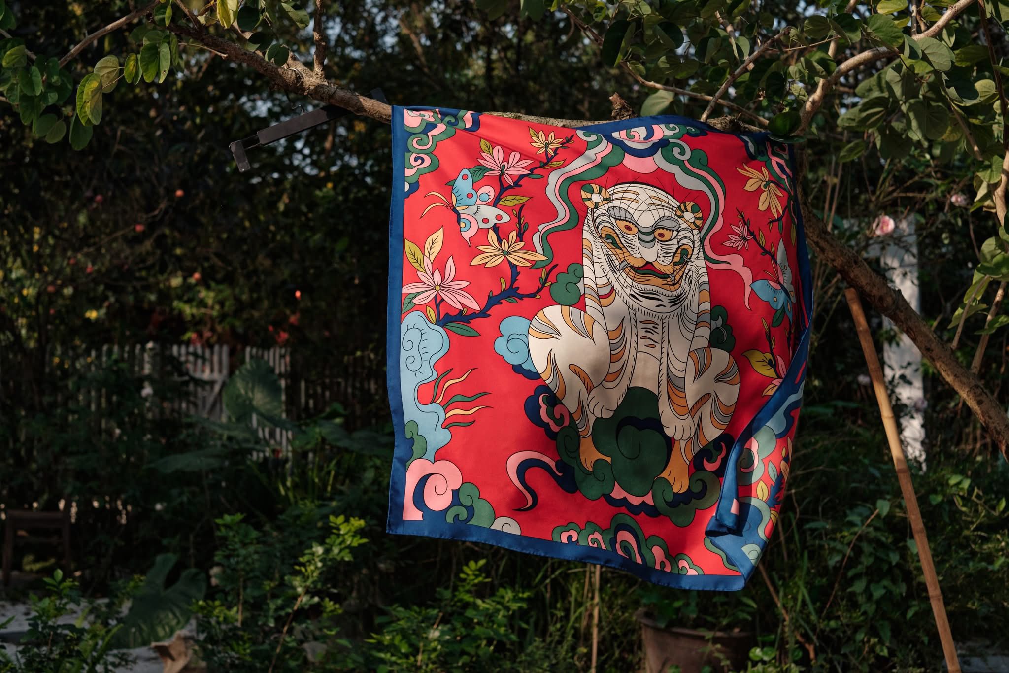 Thiết kế Hổ Hàng Trống tái hiện hình tượng Bạch Hổ – một trong Tứ linh