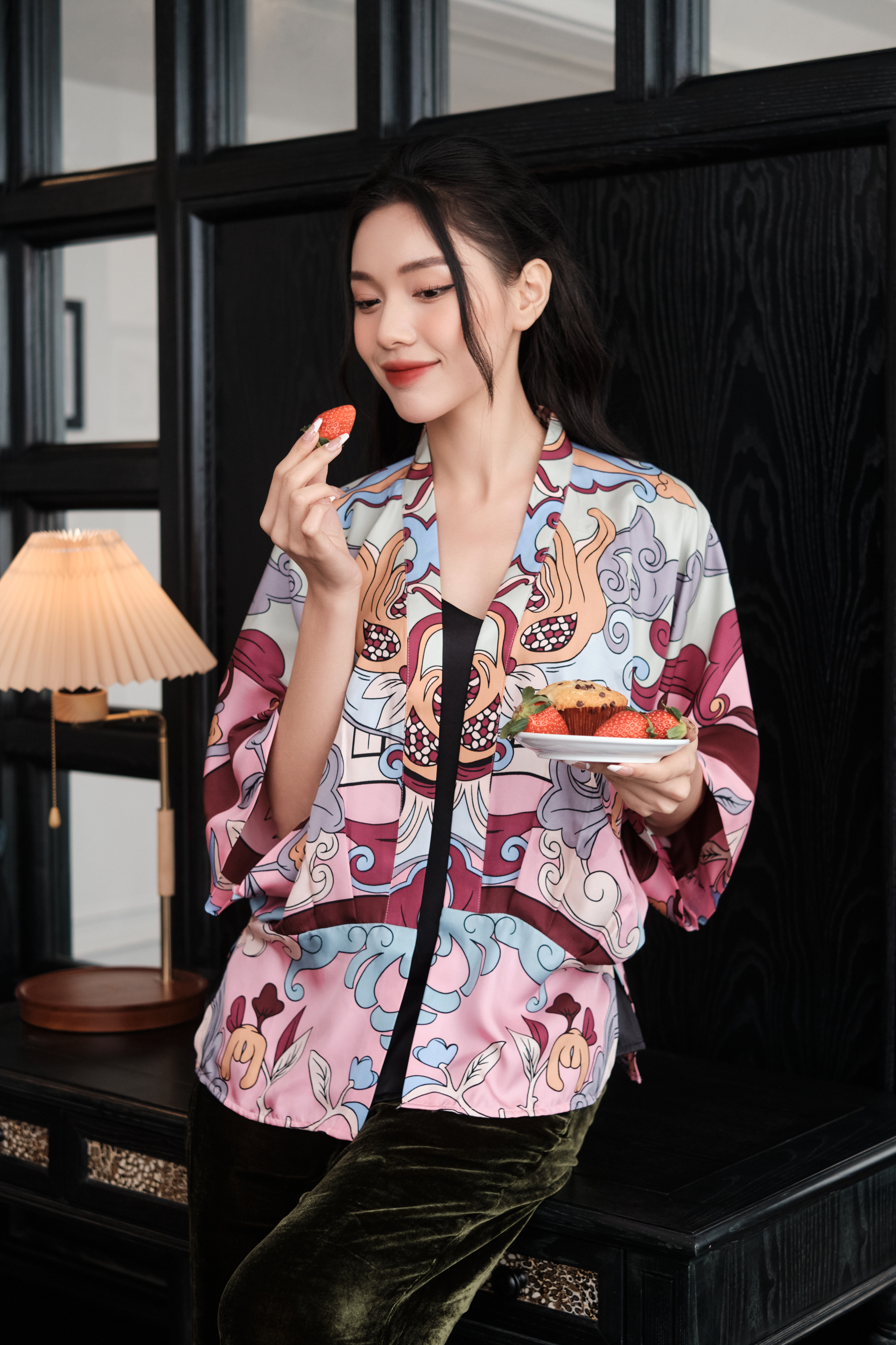 Thời trang lụa Tơ Vàng được phái đẹp đặc biệt yêu thích