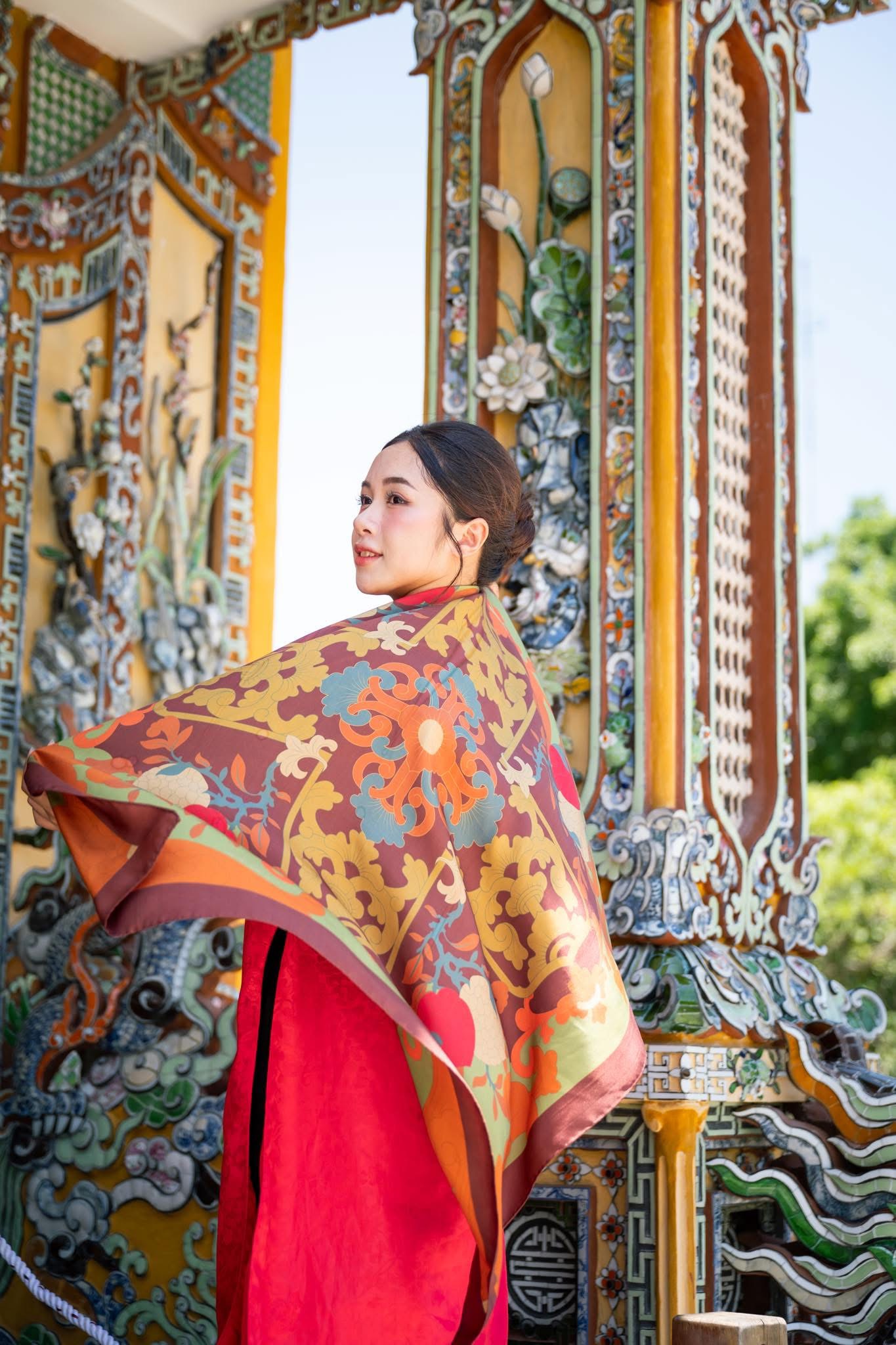 Xu hướng tặng khăn lụa cho nữ giới thời gian gần đây
