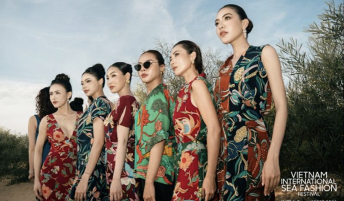Lựa chọn các trang phục lụa theo dịp với đa dạng phong cách