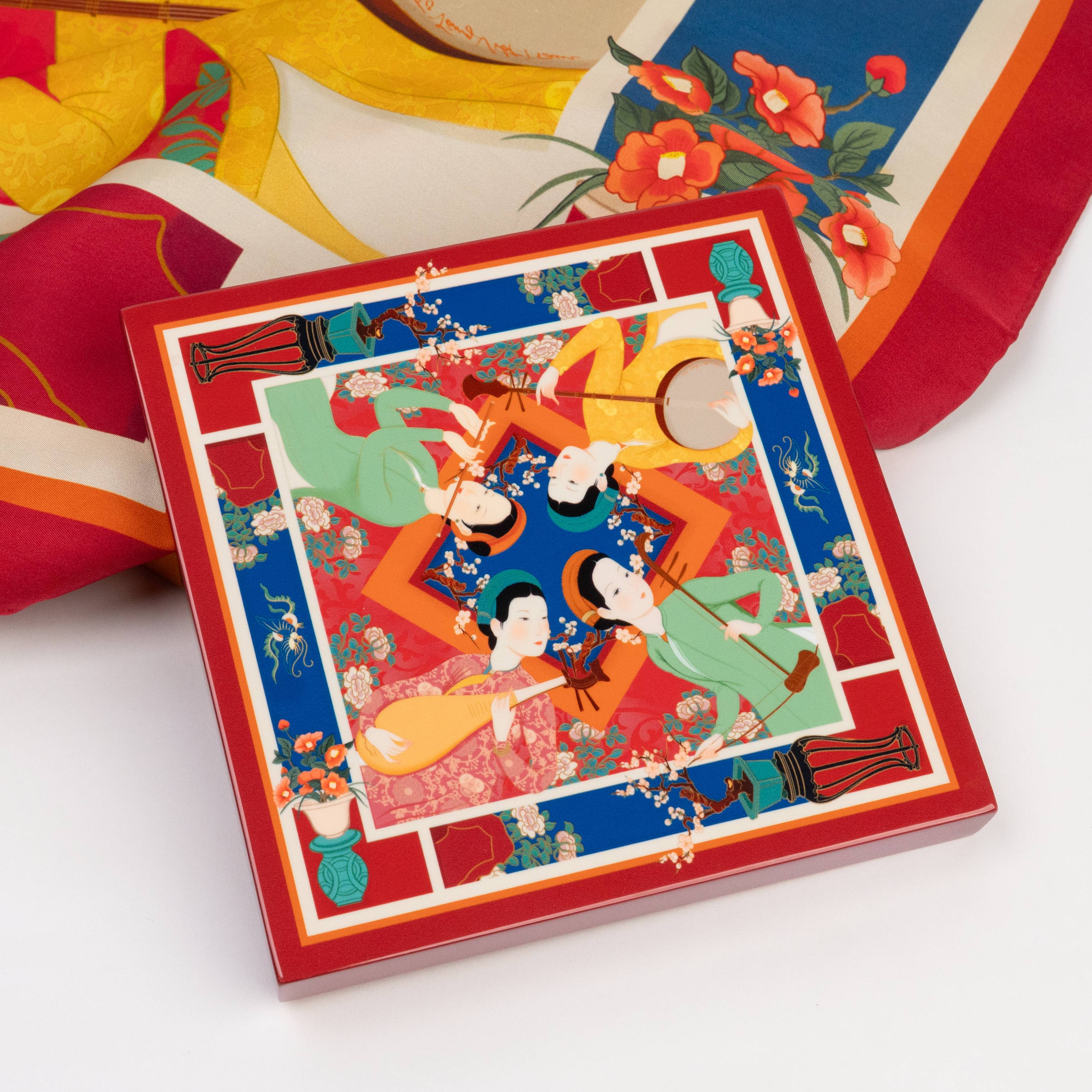 Quà 8/3 ý nghĩa được yêu thích nhất năm 2026: 8+ lựa chọn sang trọng dễ ghi điểm