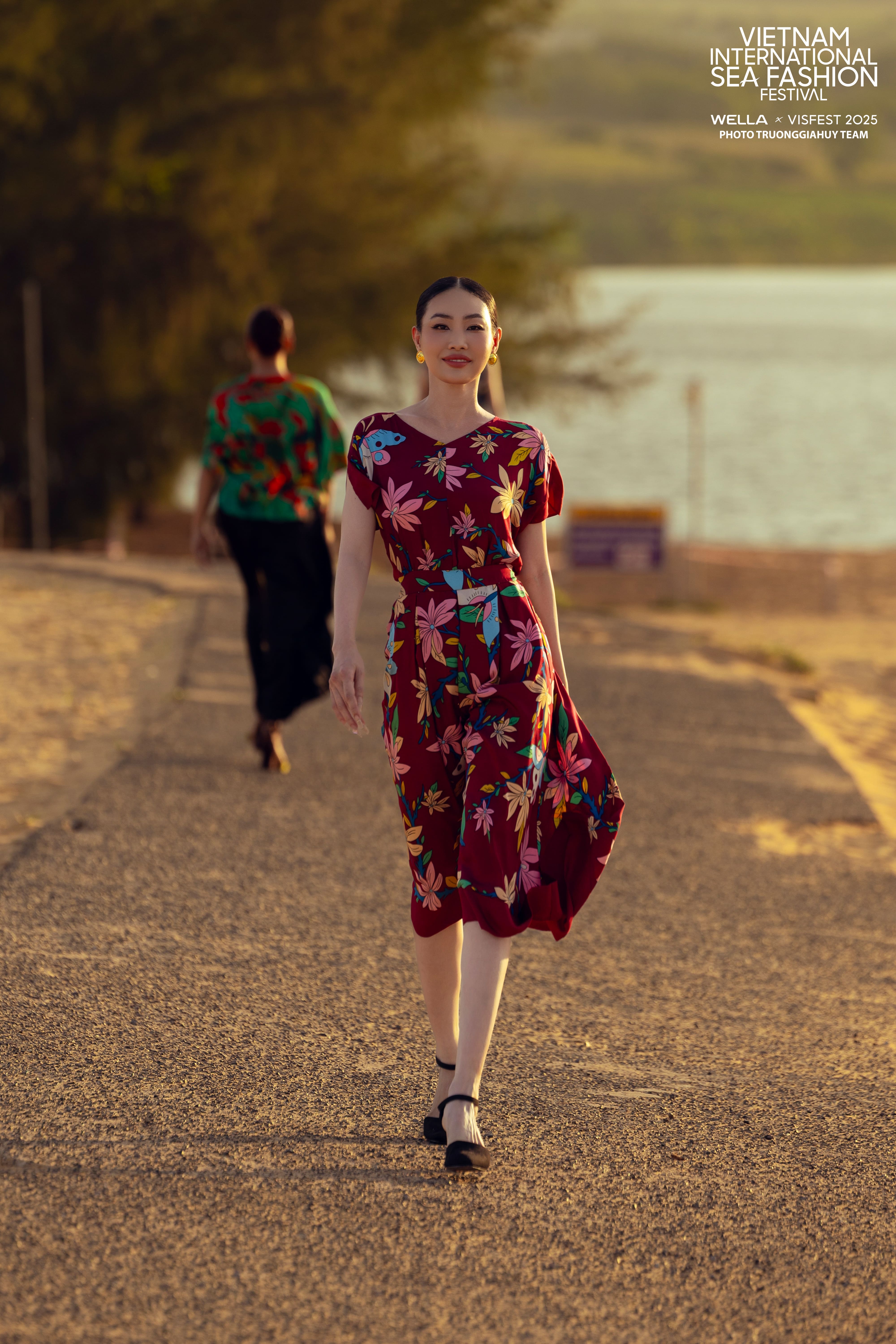 Váy lụa Aura/ Hồ Điệp/ Mận