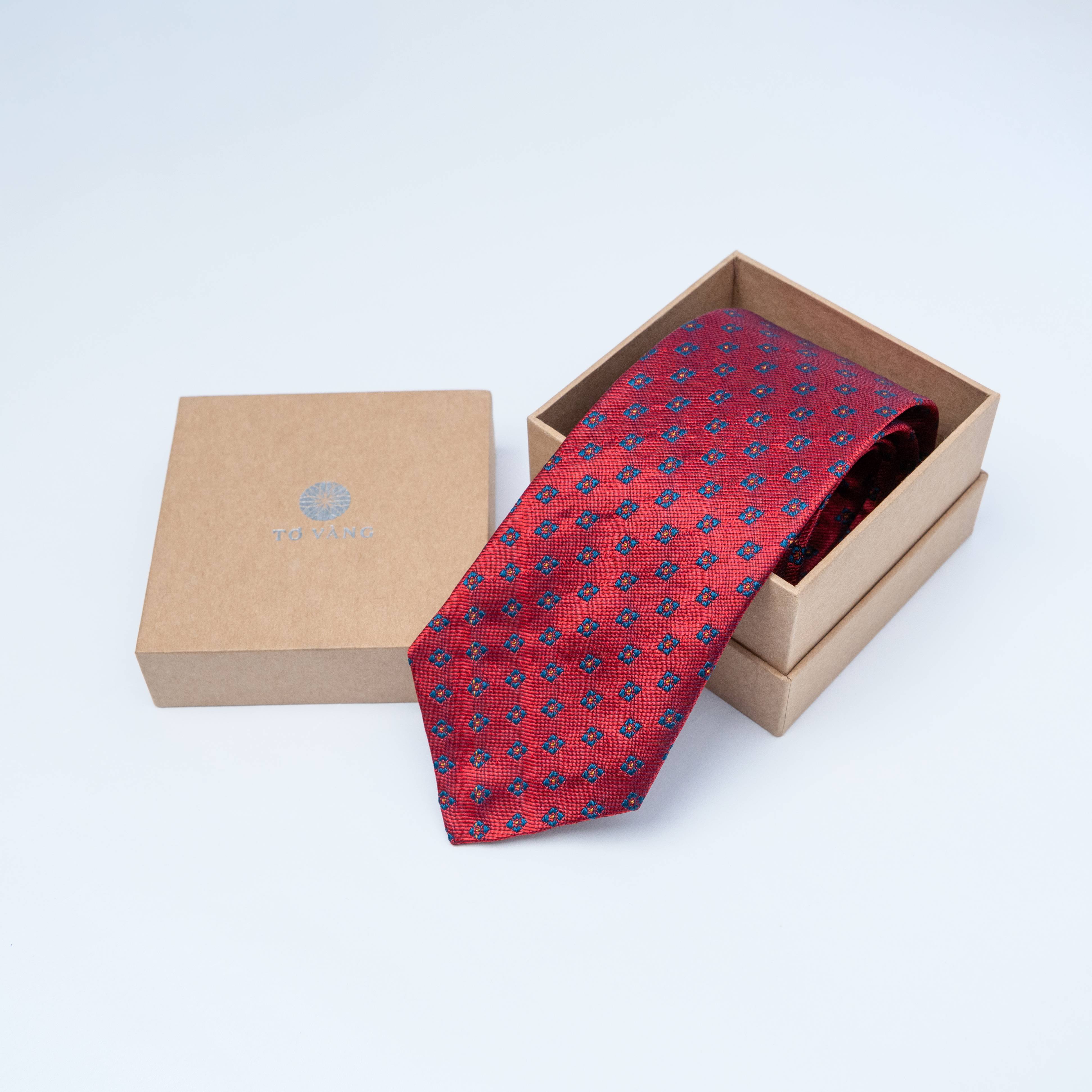 Cà vạt lụa ô vuông xanh/ Đỏ ruby