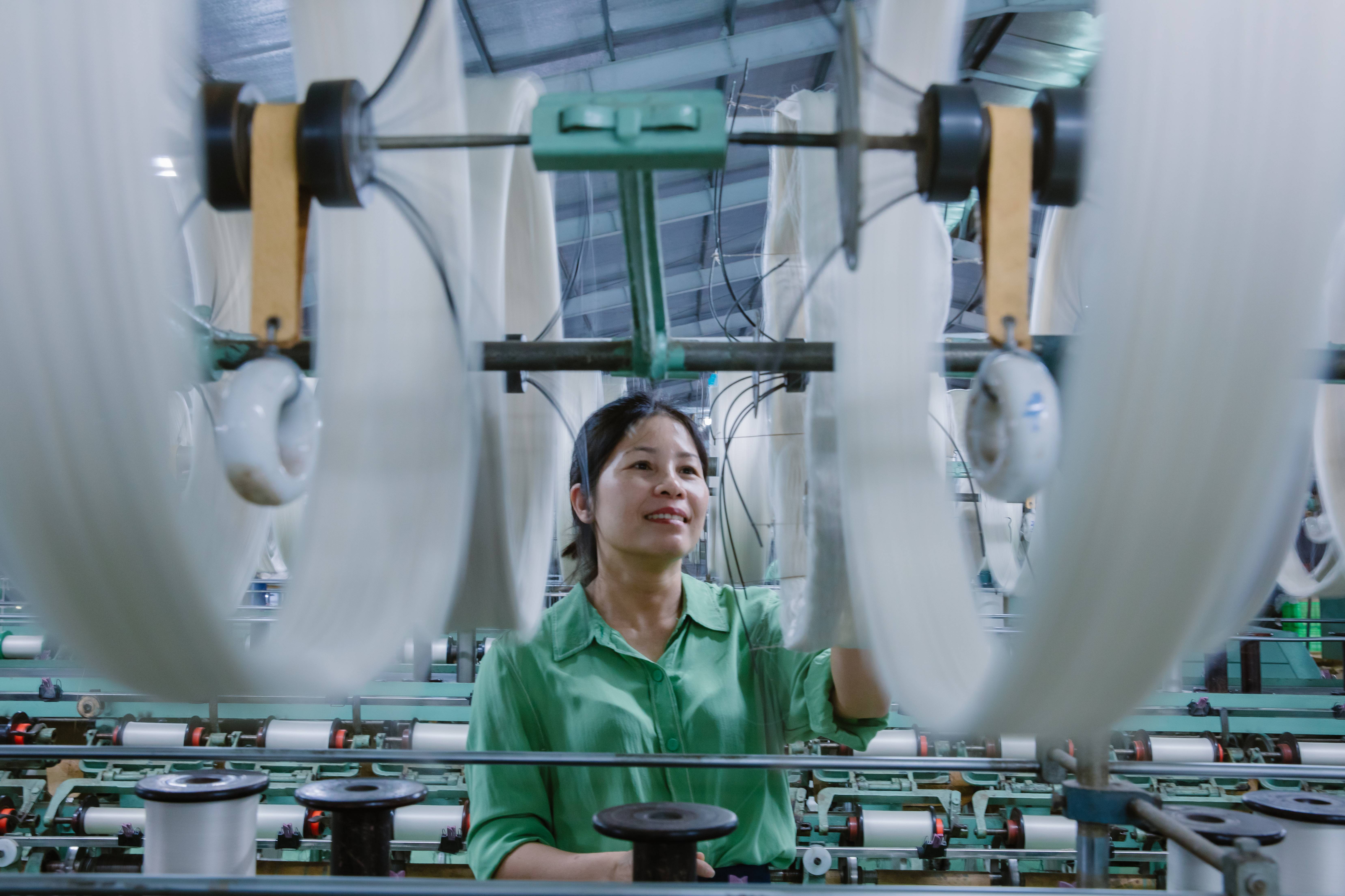 Vì sao lụa Bảo Lộc luôn được yêu thích: Chất lượng, mềm mại và sang trọng