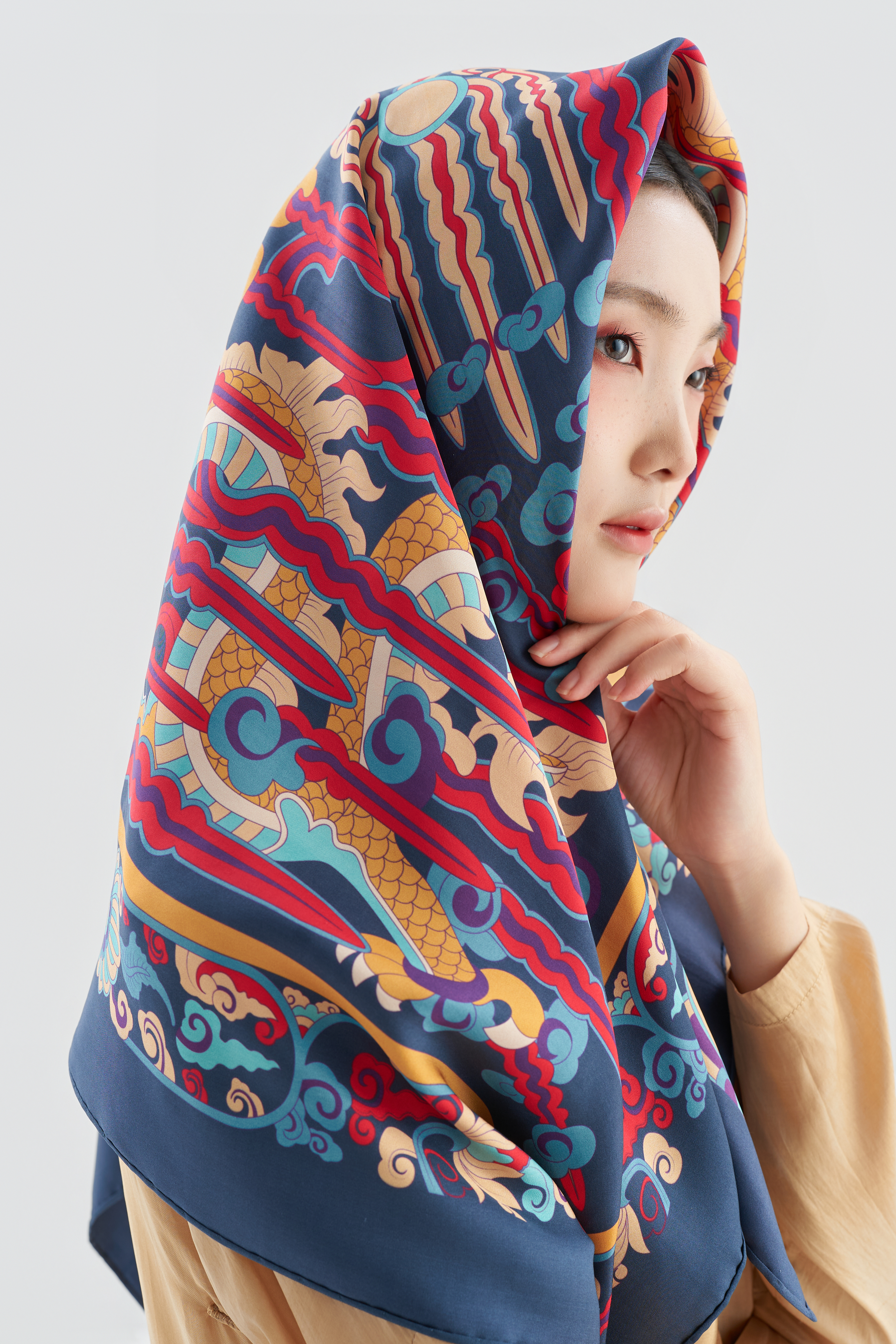 Khăn lụa Lưỡng Long Hí Châu/ Xanh Navy/ Size 90x90