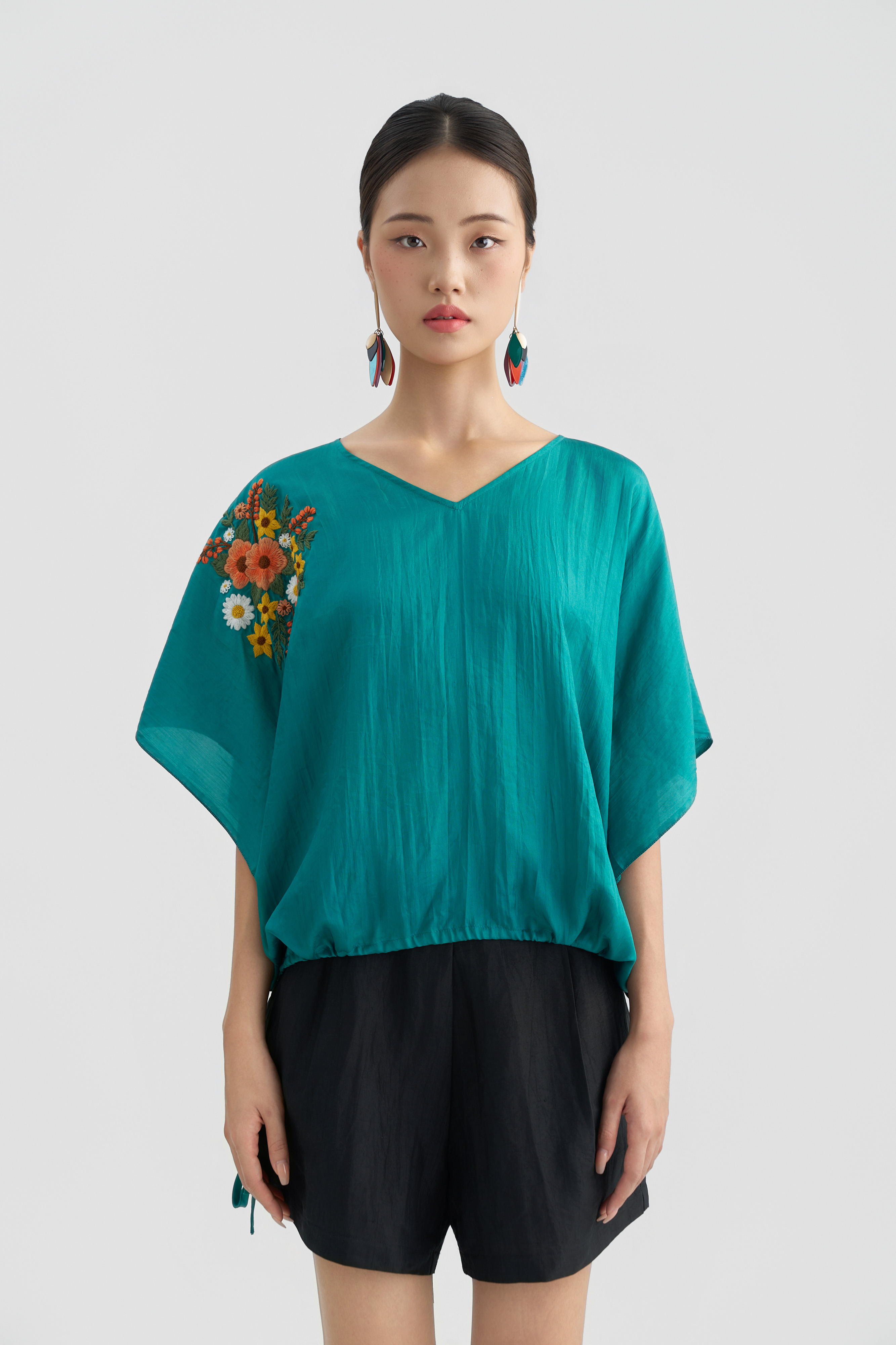 Áo Tunic Thêu Hoa/ Xanh cổ vịt