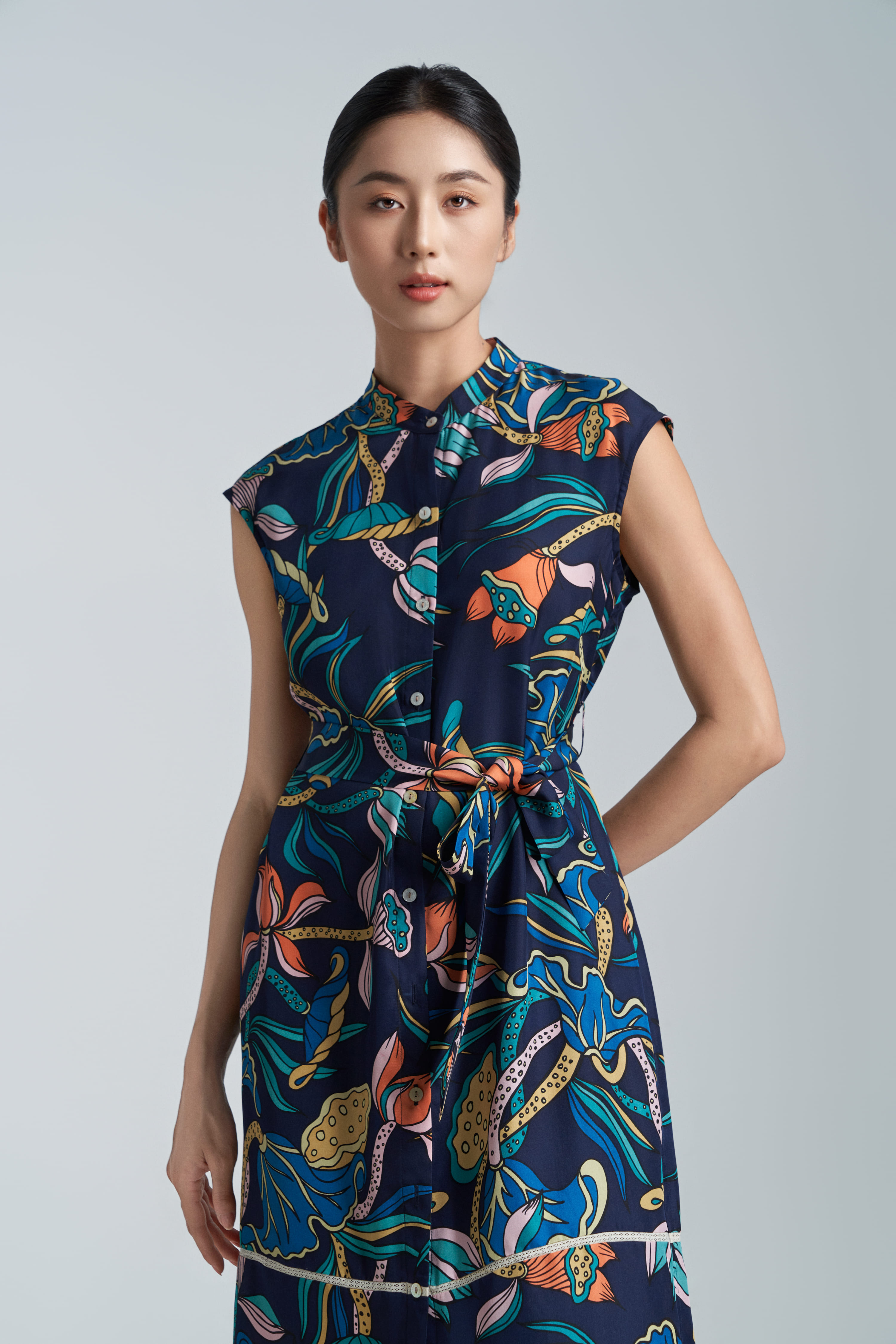 Váy lụa Rosalyne/ Liên Hoa Vũ/ Xanh Navy