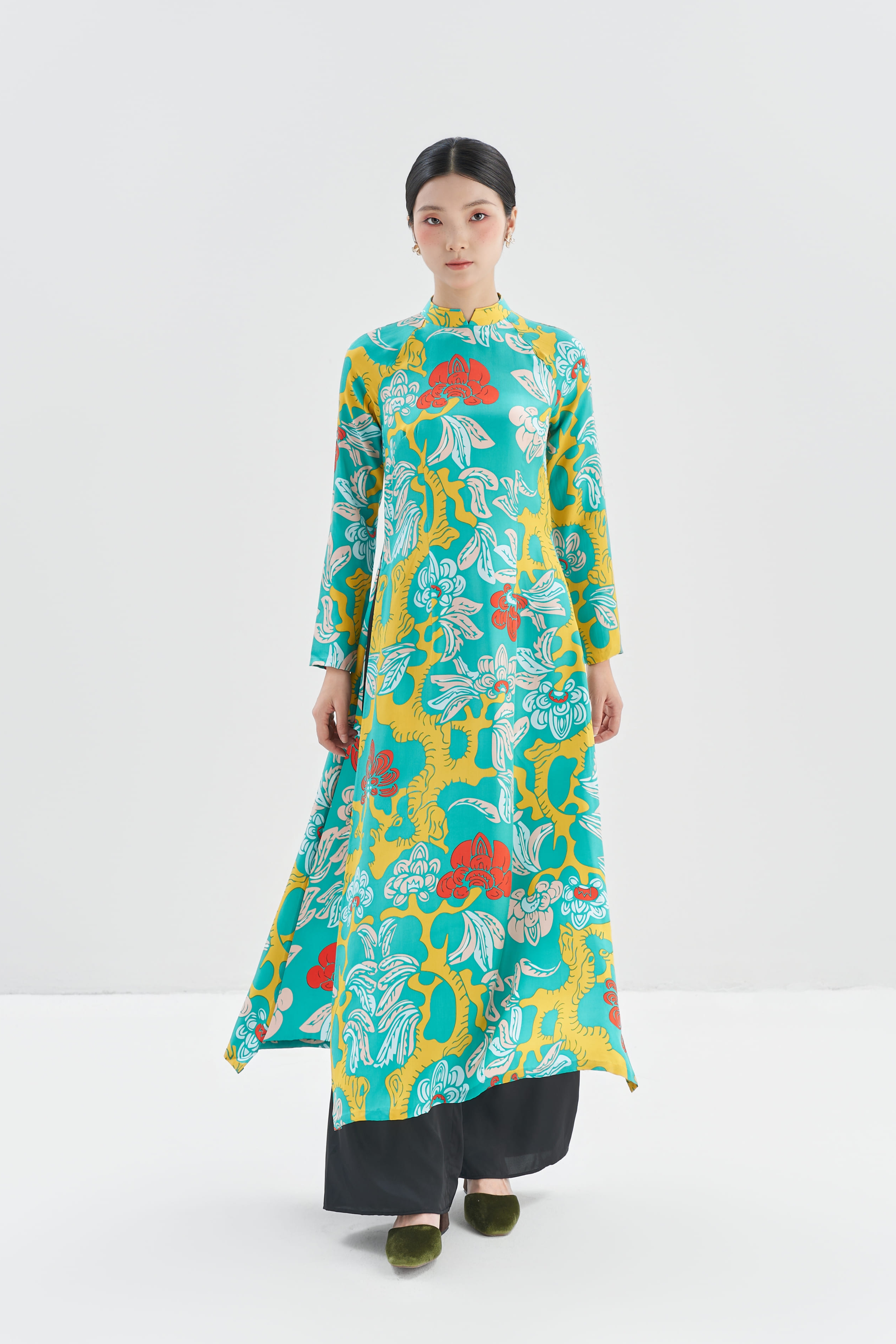 Áo dài lụa Vườn Thanh Xuân/ Xanh Vàng