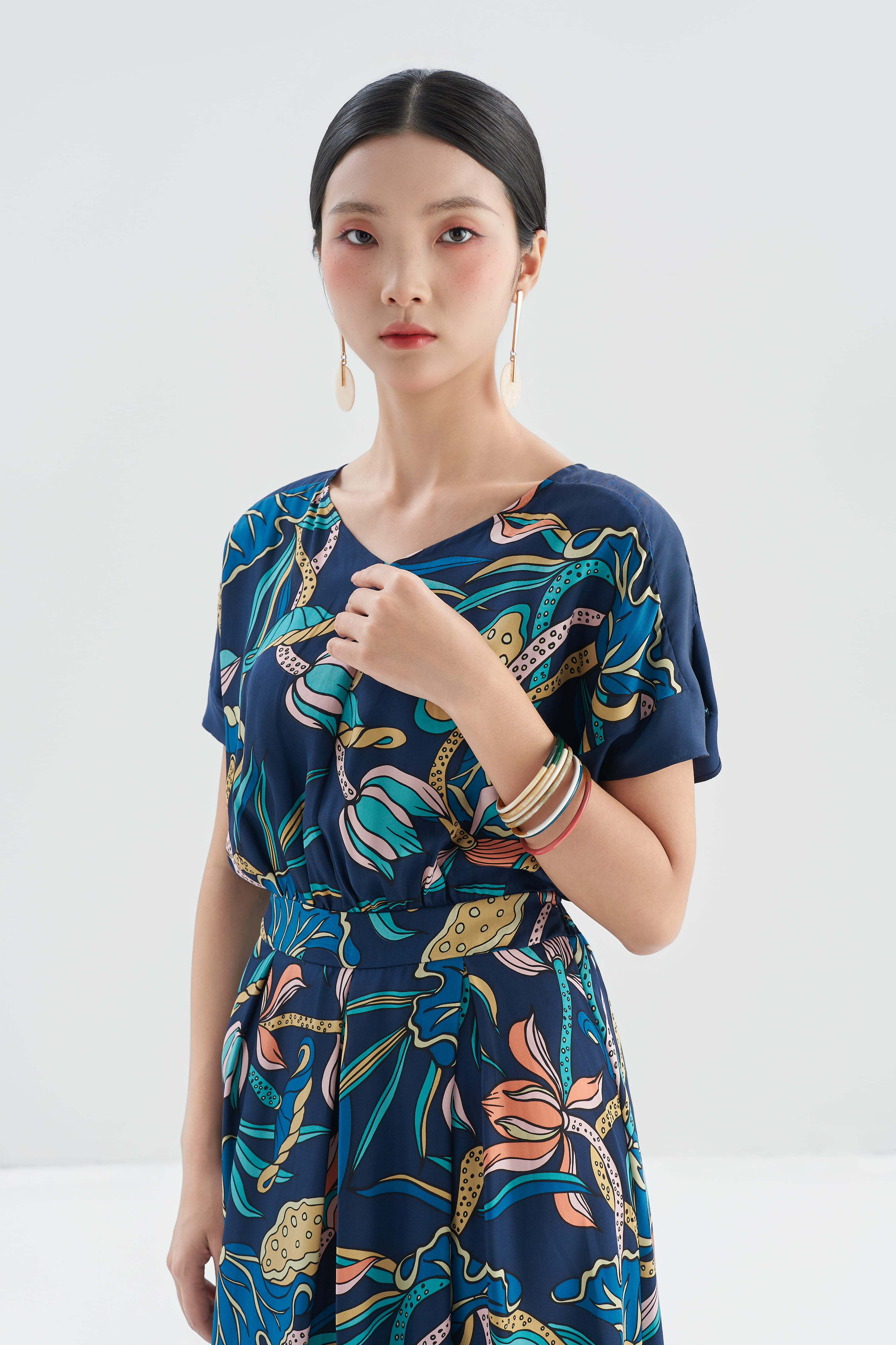 Váy lụa Aura/ Liên Hoa Vũ/ Xanh Navy