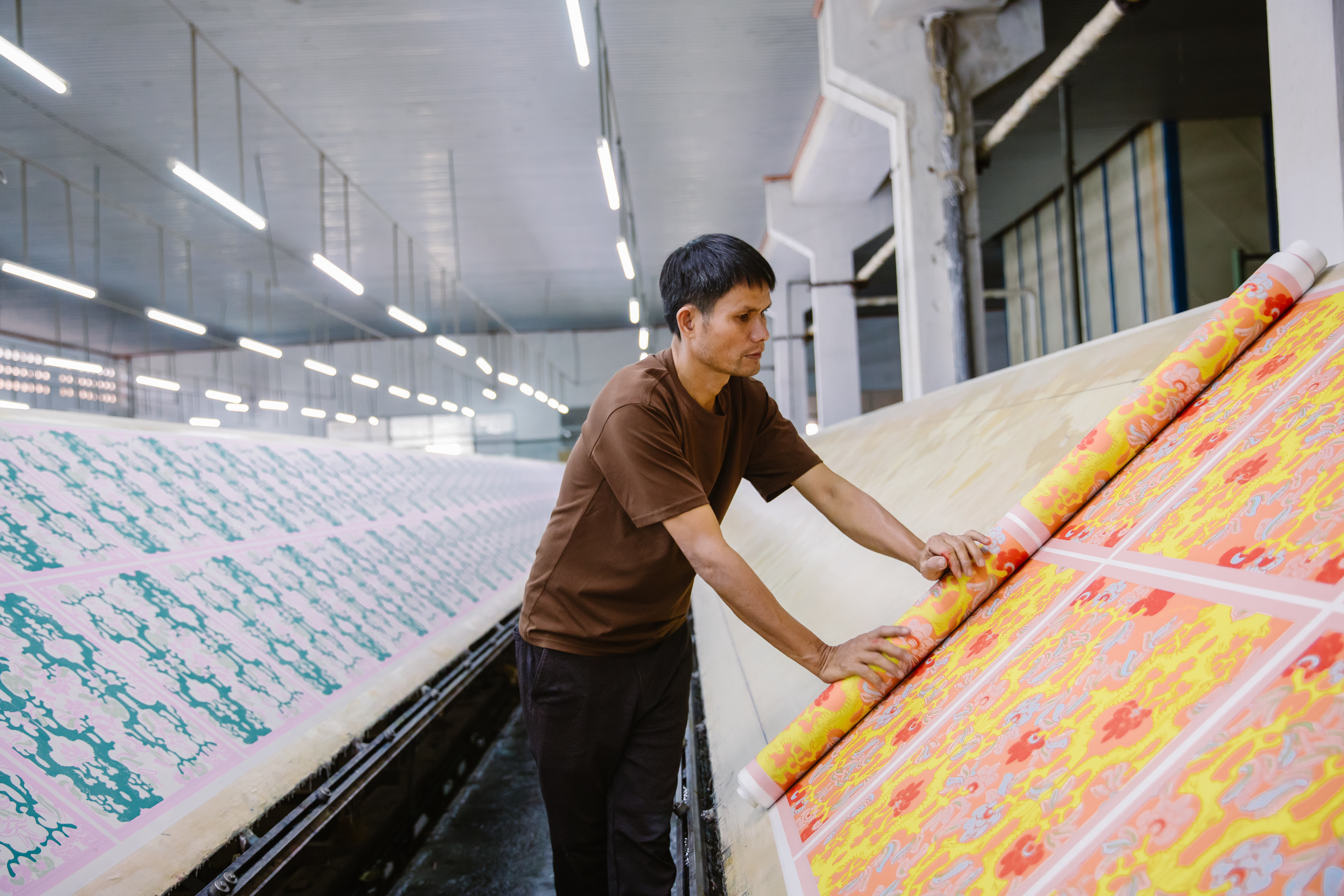 Các làng nghề dệt lụa truyền thống tại Việt Nam