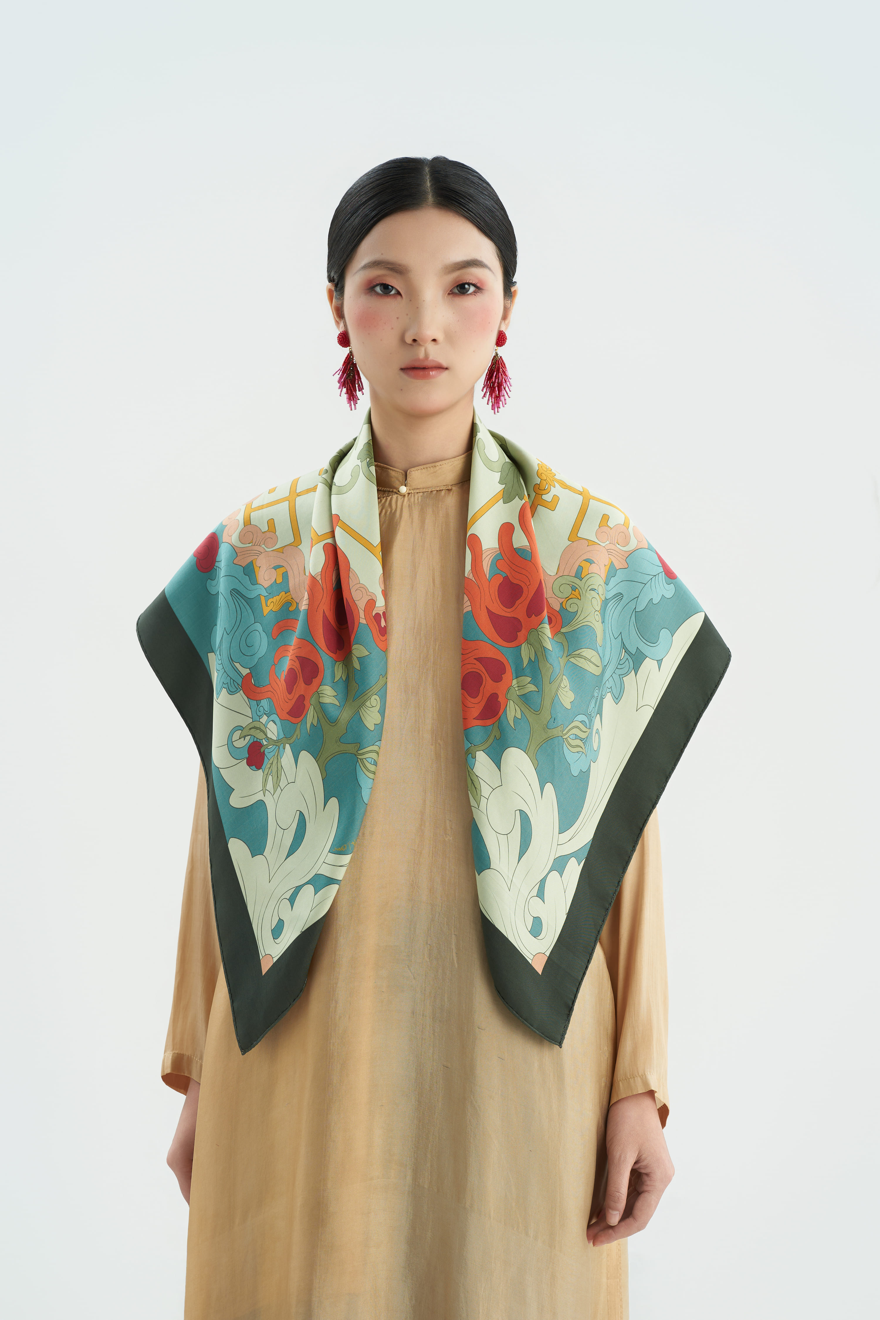 Khăn lụa Phật Thủ Tường An/ Xanh Lá/ Size 70x70